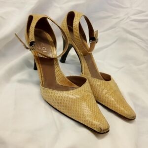 Gucci Tan Snakeskin Heels with Ankle Strap
